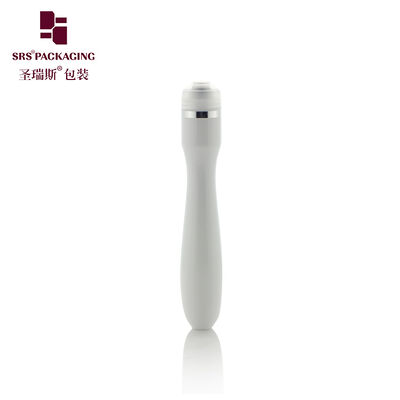 Besorgen 15ml PETG Ergonomische Gebogen Roll-On Flasche Leerer Roller Behälter für Kräuter-Linderungsflüssigkeit online manufacture