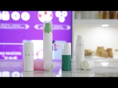 A024 weiße Flasche mit weißer Kappe mit silberner Linie